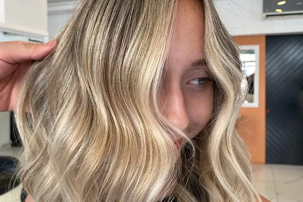 Solo Hair