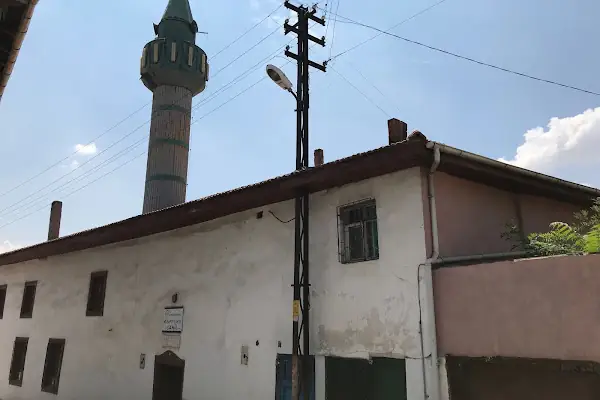 Müsafir Fakih Türbesi