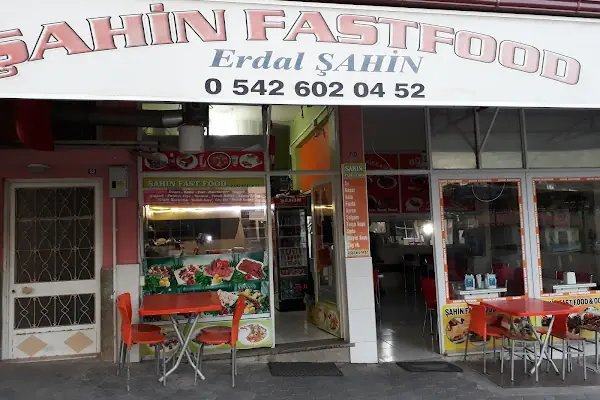 Şahin Fast Food