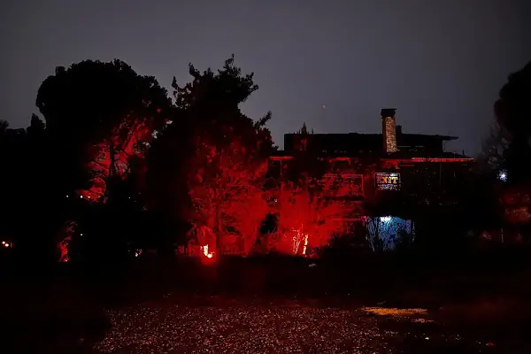 4 Katlı Türkiye’nin en büyük Bursa Korku Evi - Bursa Exit - 3,5 dönüm Ormanlık Alanın İçerisinde
