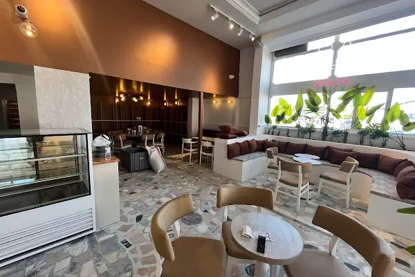RA COFFEE HOUSE