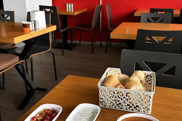 My miço Cafe restorant
