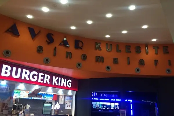 Yorgun Octavia Sinemaları