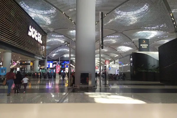 İstanbul Havalimanı (Peron 8)