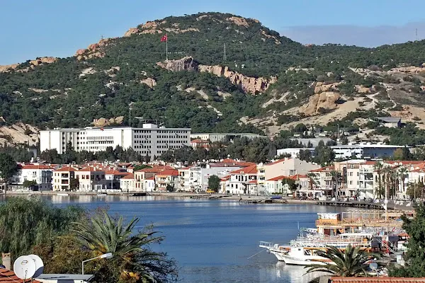 Menendi Otel