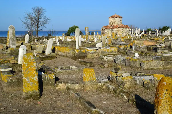 Has Yunus Bey Türbesi