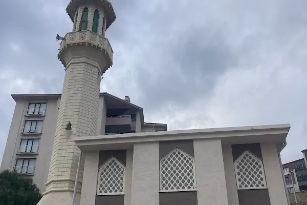 Hicret camii
