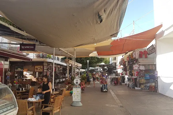 Gümbet Bazaar