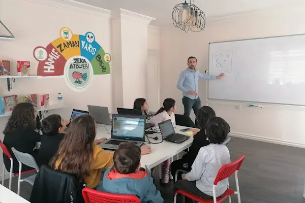 Yaşam boyu eğitim danışmanlık