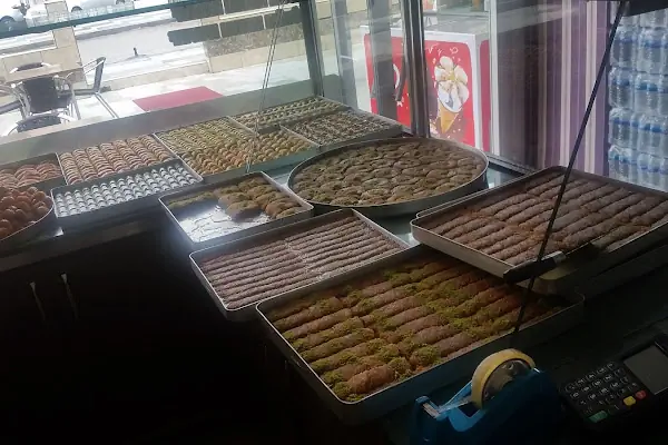 Lila Burmalı Kadayıfları