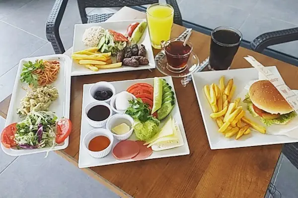 Atom Cafe Ataşehir şubesi