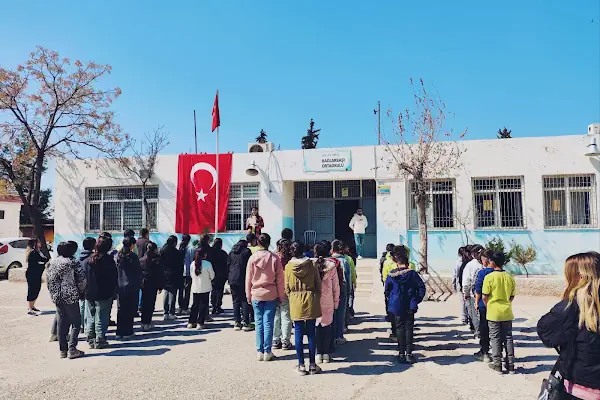 Bağlarbaşı Ortaokulu Birecik