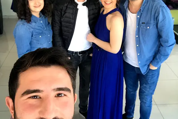 Saloon Enes