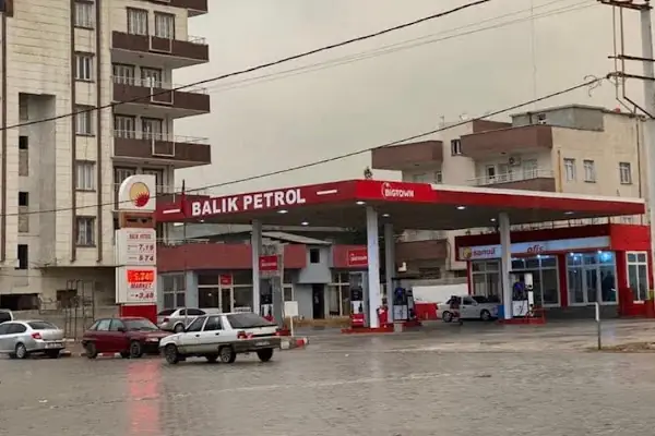 BALIK PETROL