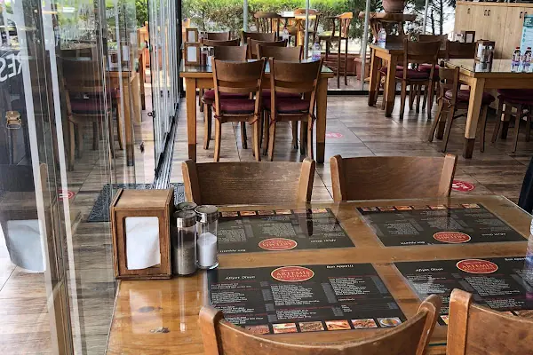 Artemis Restaurant
