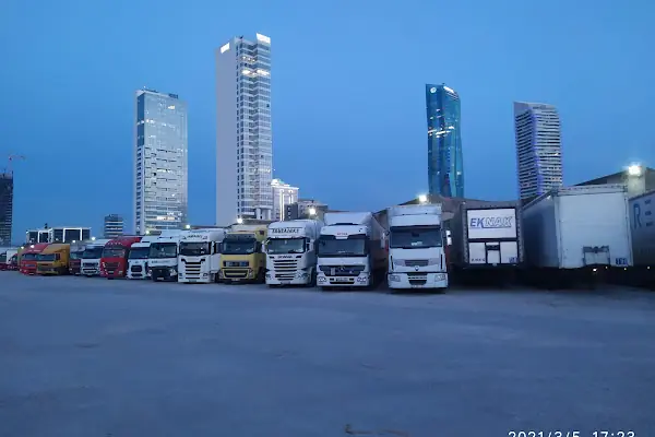 UND İZMİR TIR PARKI