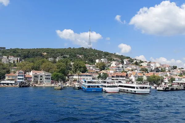BÜYÜKADA MAVİ RESTAURANT & BUTİK OTEL