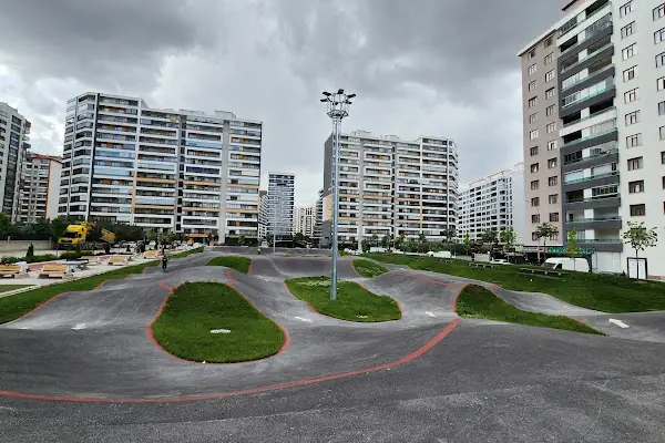 Selçuklu Bisiklet ve Kaykay Parkı 2