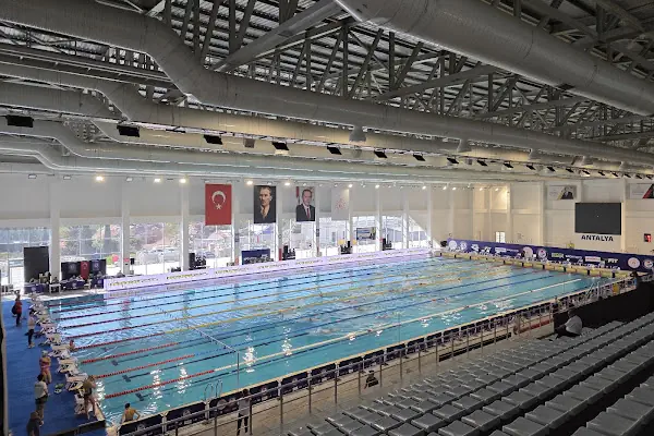 Antalya Olimpik Yüzme Havuzu