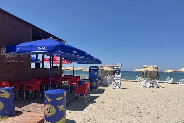 Joya Cafe Beach