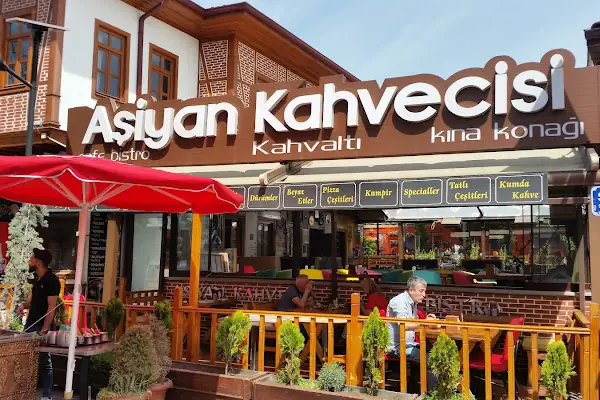 Aşiyan Kahvecisi