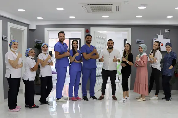 Yeşilyurt Dental - Bozyaka Şubesi | Diş doktoru bozyaka, İmplant İzmir, Zirkonyum İzmir