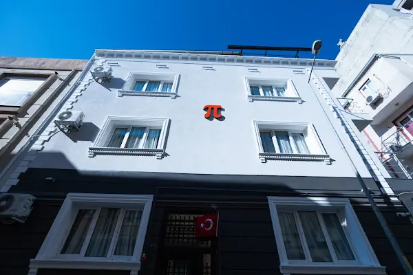Pi Park Hotel
