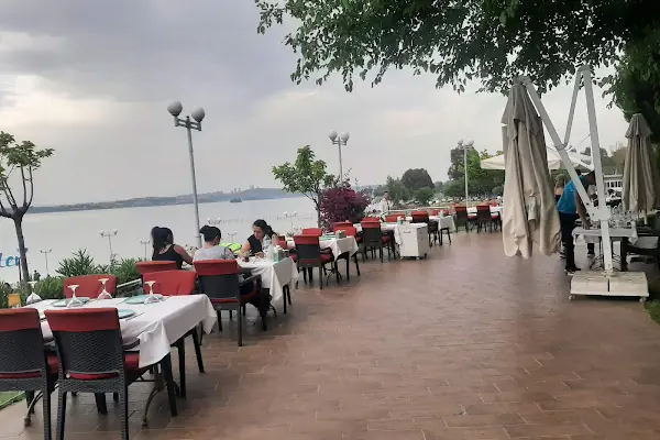 Kurttepe Pilavcısı & Ev Yemekleri