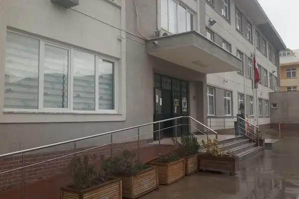 Gemlik Şehit Mehmet Koray Pınar Ortaokulu