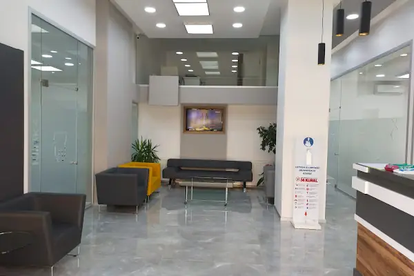 Özel Dokuz Eylül Ağız Ve Diş Sağlığı Polikliniği