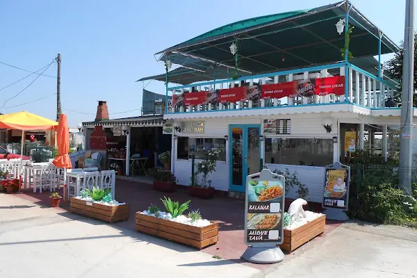 Ada Restaurant Cafe