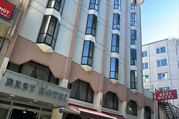 Rest Hotel