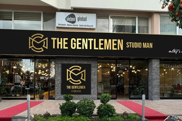 The Gentlemen Studio Man