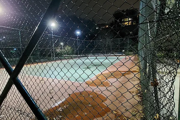 Moda2 Tenis Kortu