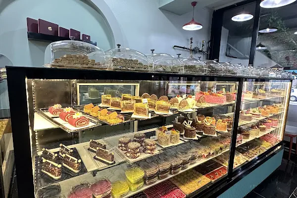Kukla Pastanesi