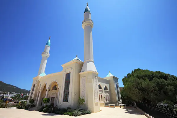 Ortakent Yahşi Mahallesi Kerem Aydınlar Camii