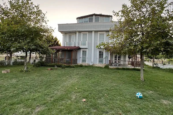 İleri Ailesi Yalısı