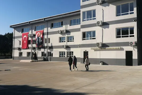 Nezihe Yalvaç Turizm Mesleki Teknik ve Anadolu Lisesi