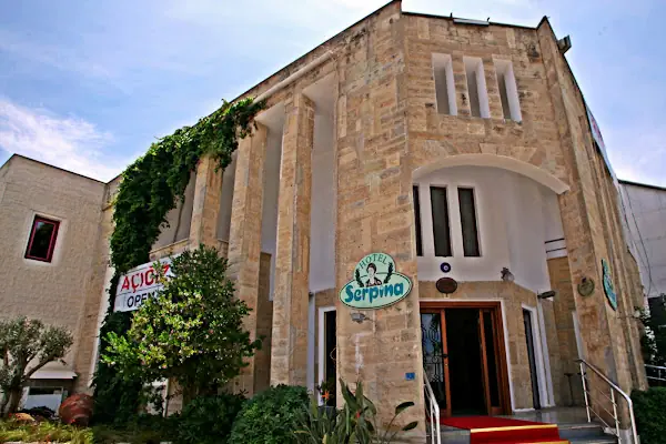 Serpina Hotel