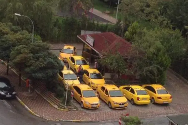 Çekmeköy Beşyıldız Taksi Durağı