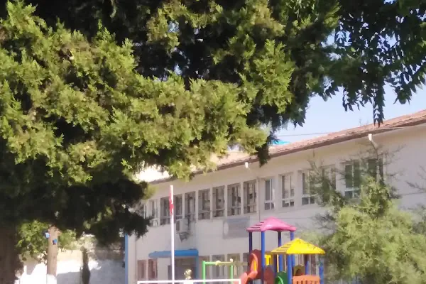 Merkez İlkokulu