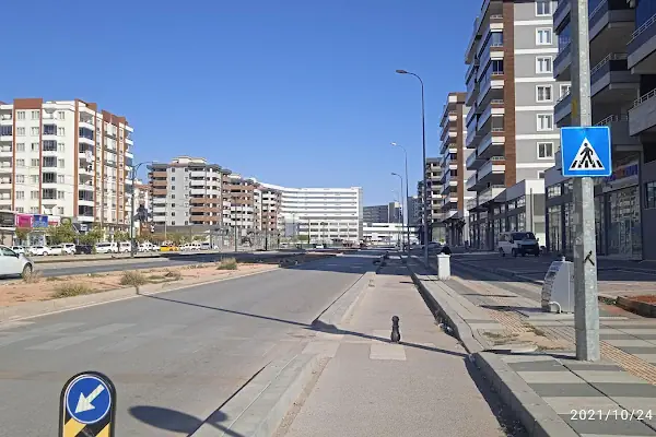 İbni Sina Tramvay Durağı