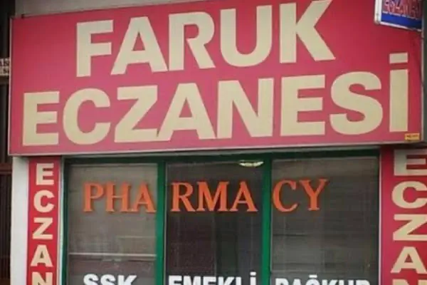 Sarmaşık Eczanesi