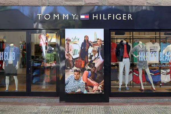 Tommy Hilfiger