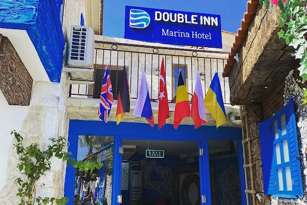 DOUBLE INN MARINA