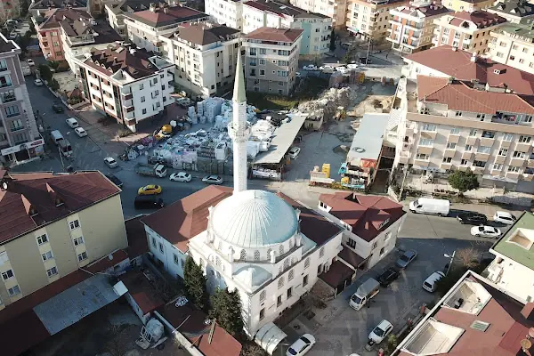 Uhud Cami