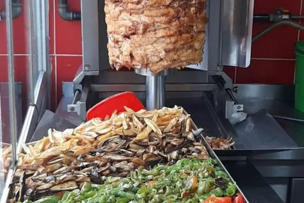 Molla Döner Arnavutköy Merkez Şube 2