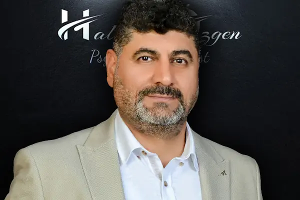 Mersin Psikolog | Uzm. Aile. Dan. Halil Özgen