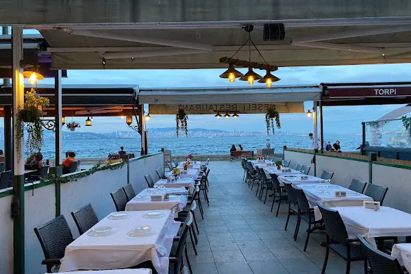 Heyamola Restaurant