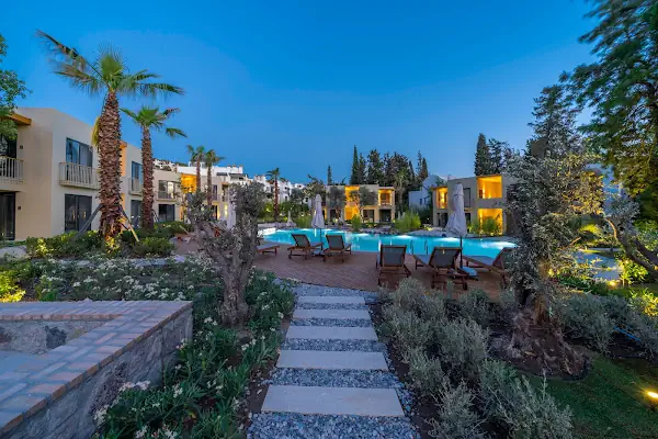 Helis Suites